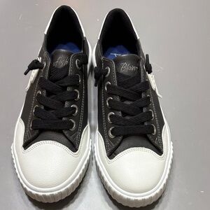 Blowfish Black and White Kids Sneakers